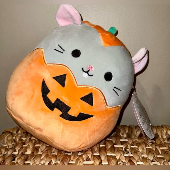 Squishmallows Milto the Pumpkin Mouse 2023 Halloween Exclusive - Picture 3 of 3